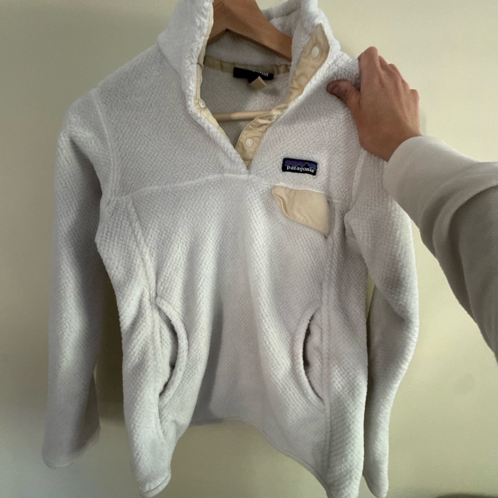Patagonia fleece size s white